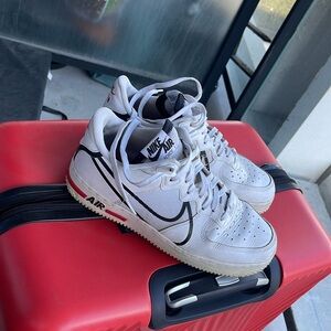 Men’s AF1 react US 9.5